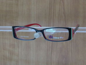 專業醫學驗光，平價品質眼鏡 南京東路寫字樓迎來全新眼鏡直銷店