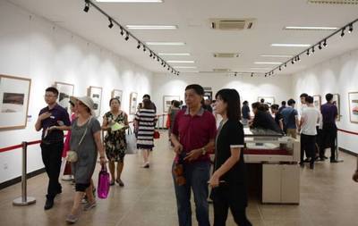 北勢南氣&middot;壯美&lsquo;邱&rsquo;色--邱漢橋山水畫藝術(shù)展在榮寶齋天津分店盛大開幕